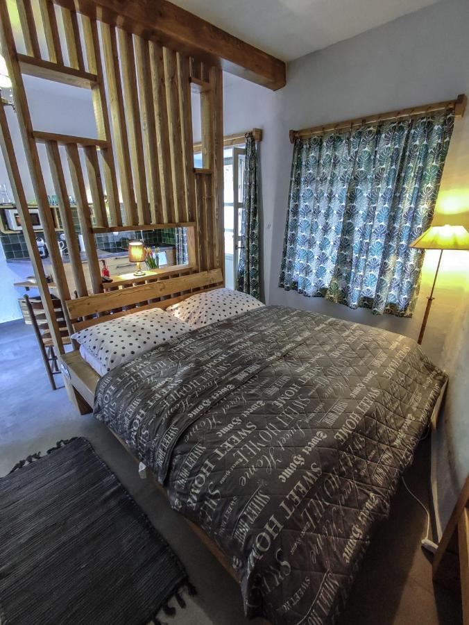 Apartmany Pod Schodami Banska Stiavnica Exterior foto